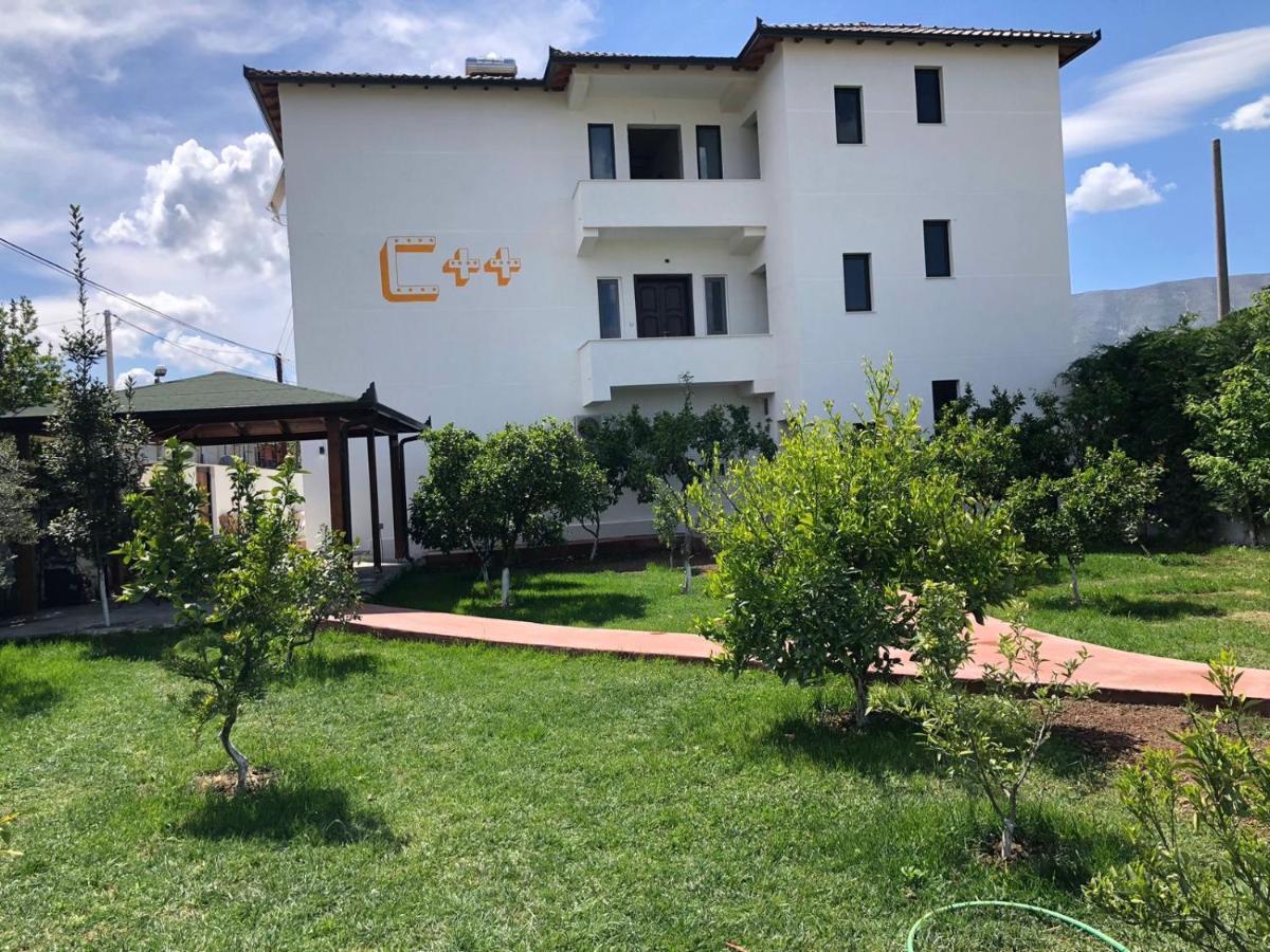 Hotel Vila C Plus Plus Berat Exterior foto
