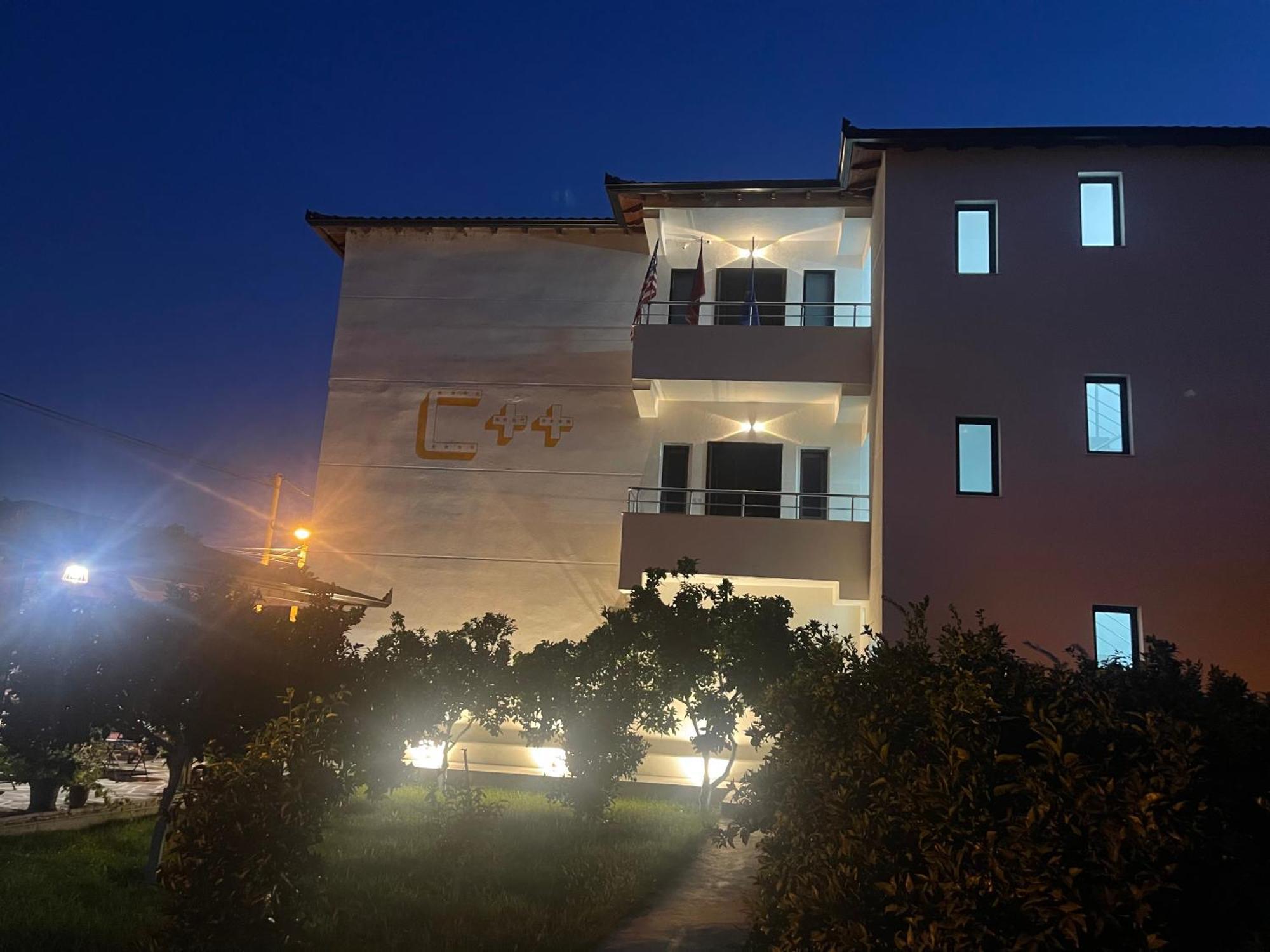 Hotel Vila C Plus Plus Berat Exterior foto
