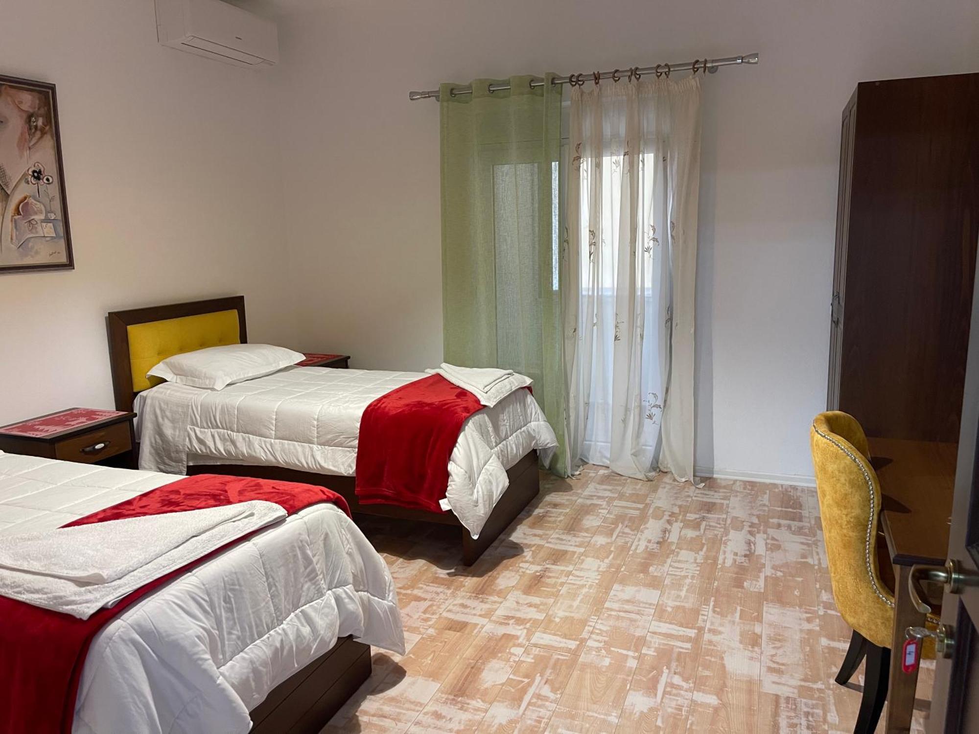 Hotel Vila C Plus Plus Berat Exterior foto